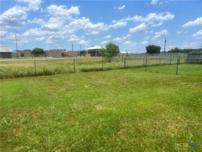 Foto del edificio - 4604 Wade Dr