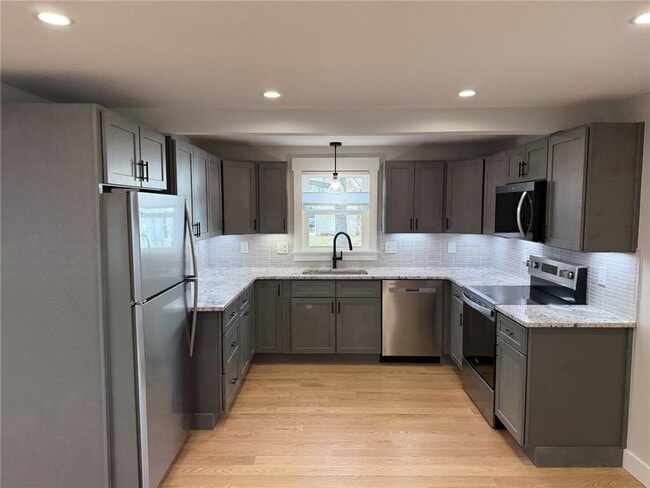 Foto del edificio - 863 Main St