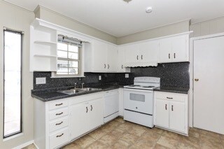 Foto del edificio - 401 E 7th St