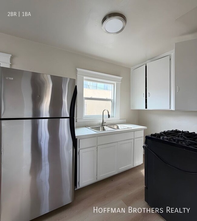 Foto del edificio - 4910 E Hubbard St