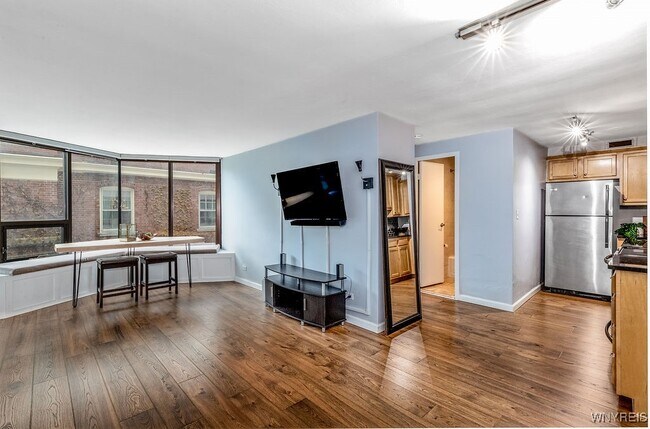 Foto del edificio - 849 Delaware Ave