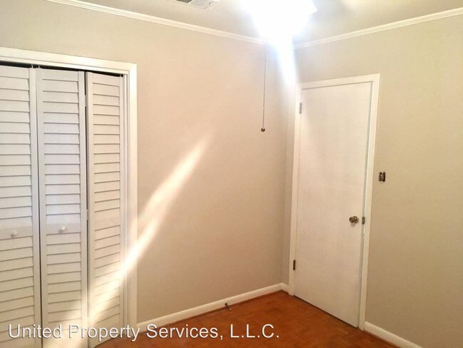 Building Photo - 3 br, 2 bath House - 120 Lynn Drive