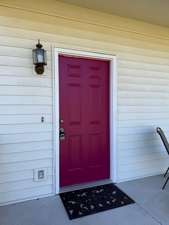 Foto del edificio - 6538 Commonwealth Dr