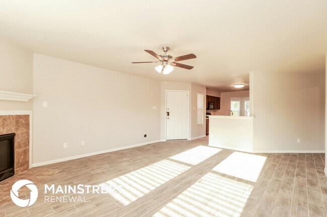 Foto del edificio - 16782 N Thrasher Dr