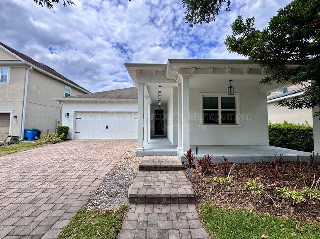 Building Photo - 11860 Thatcher Ave