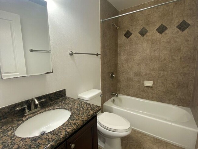 Building Photo - 2601 Cortez Dr