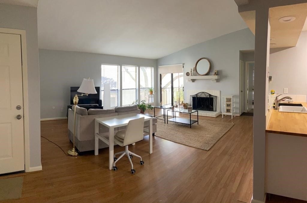 Foto principal - 8100 Cambridge St