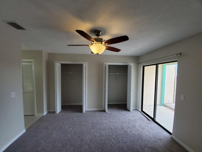Building Photo - 4821 Hispaniola St