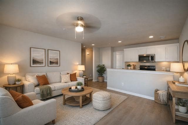 Building Photo - 3008 Gray Wolf Cir