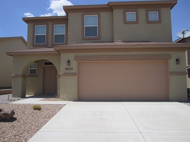 Foto principal - 3635 Buckskin Loop NE