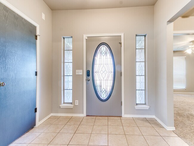 Foto del edificio - 8512 Windy Hill Rd