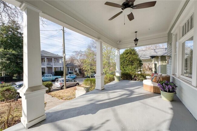 Foto del edificio - 85 Waddell St NE