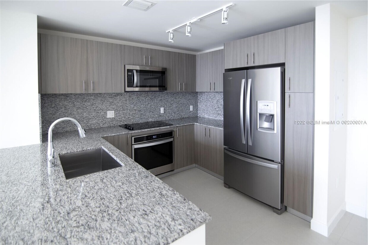 Foto del edificio - 5350 NW 84th Ave