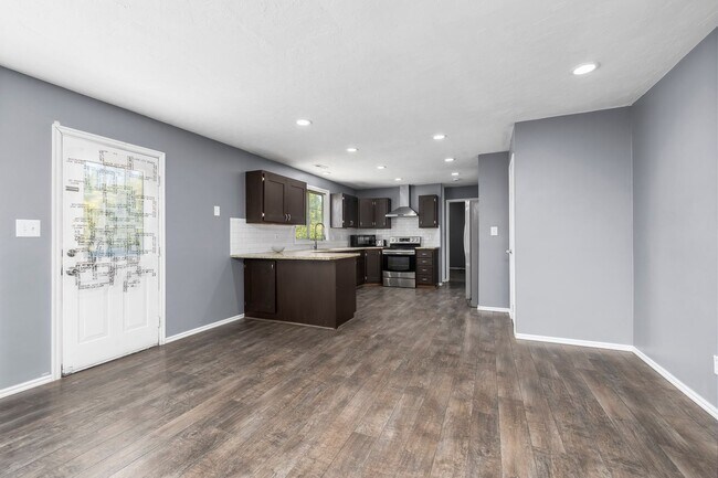 Foto del edificio - 4 Bedroom Family Home in Beautiful American Fork!