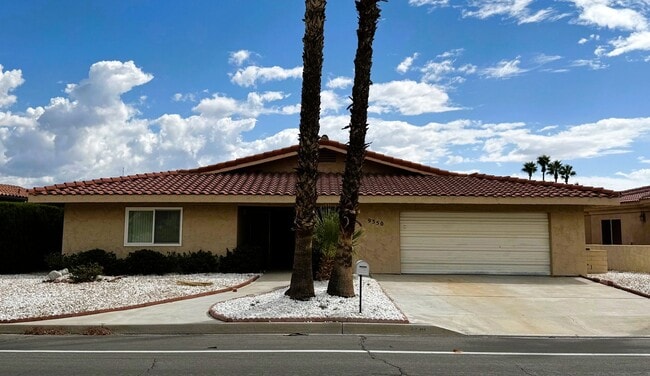 Foto del edificio - MLCC 3 Bedroom 2 Bath