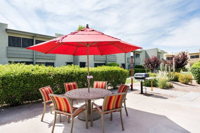 Foto del edificio - 4630 N 68th St