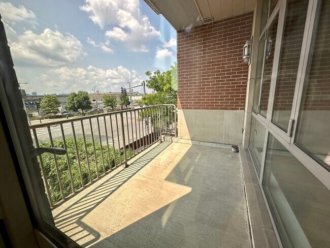 Building Photo - 153 Dorchester St