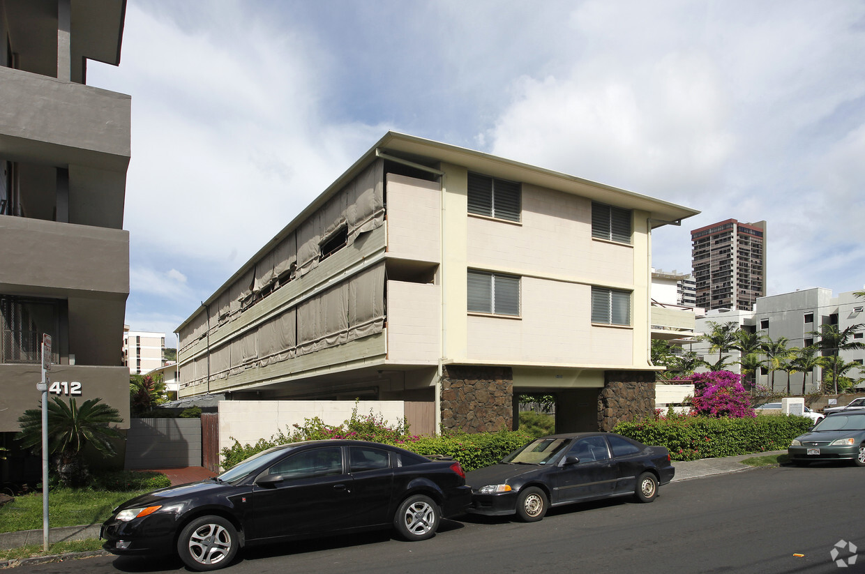 Primary Photo - 1418 Kewalo St