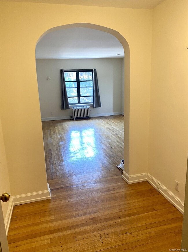 Building Photo - 111 Sagamore Rd