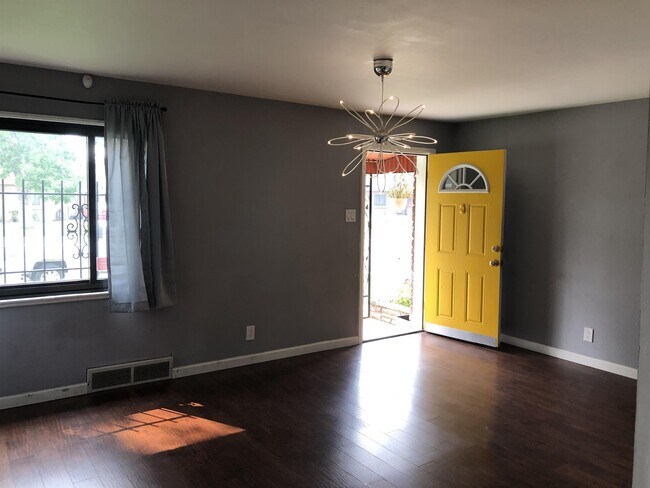 Foto del edificio - 2920 Olive St