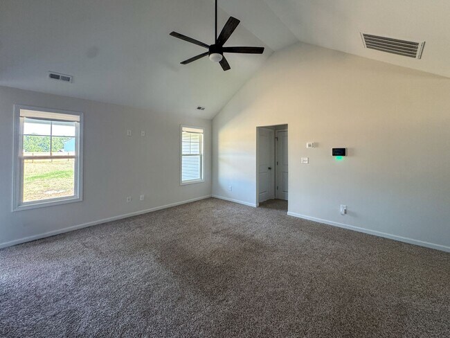 Foto del edificio - 3 Bed 2 Bath Plus Bonus Room in Parkton