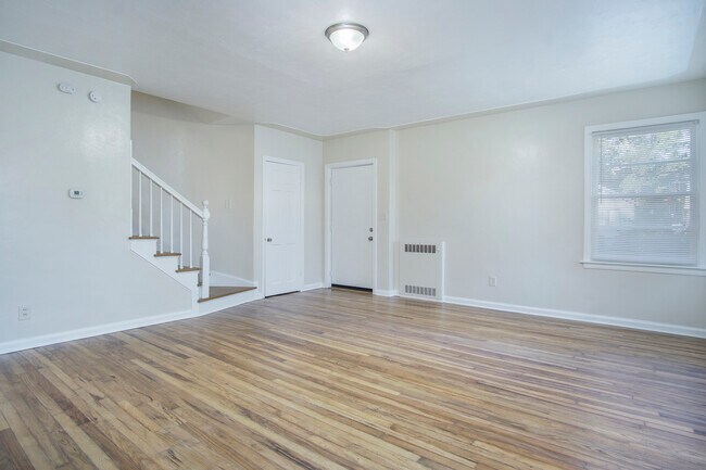 Building Photo - 3020 Maffett St