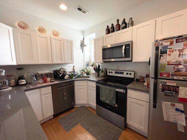 Foto del edificio - 1328 N 6th St
