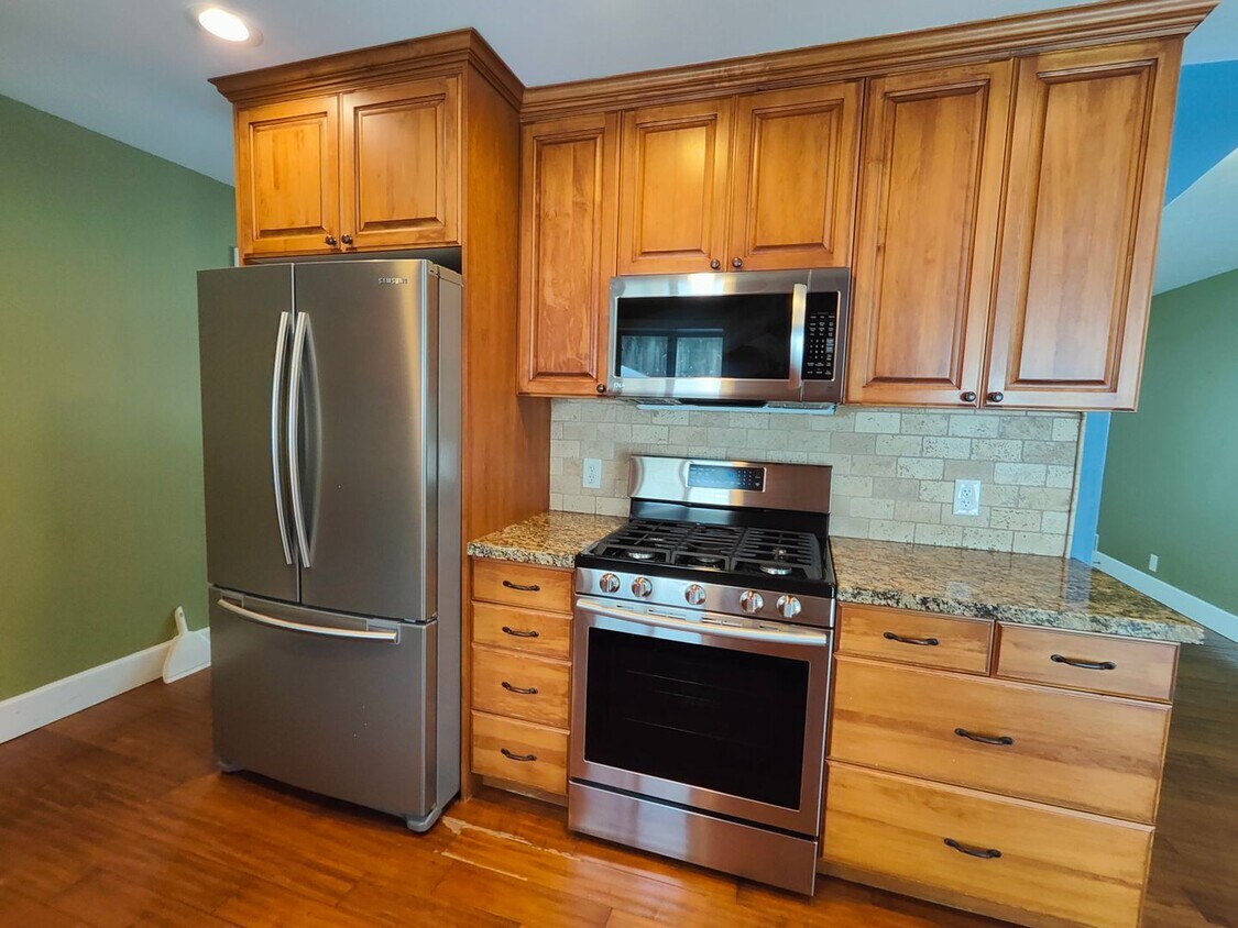 Foto principal - Wonderful 5 Bed, 3 Bath Home in Bountiful!