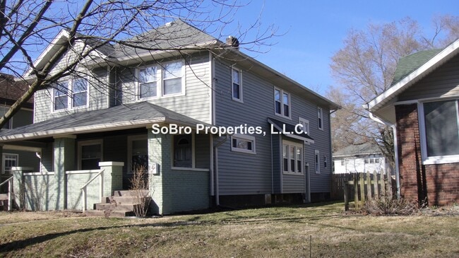 Building Photo - 4054 North Park Avenue