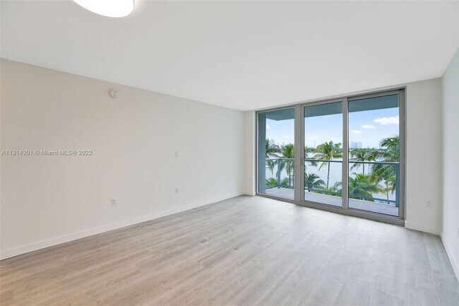 Foto del edificio - 1500 Bay Rd