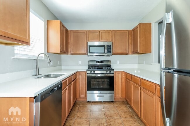 Foto del edificio - 33119 Cottonwood Bend