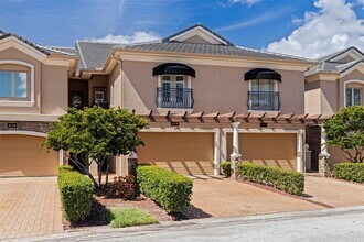 Building Photo - 618 Saxony Blvd