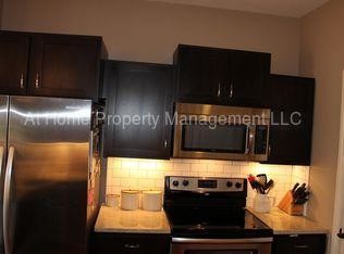 Building Photo - 1410 Sierra Hills