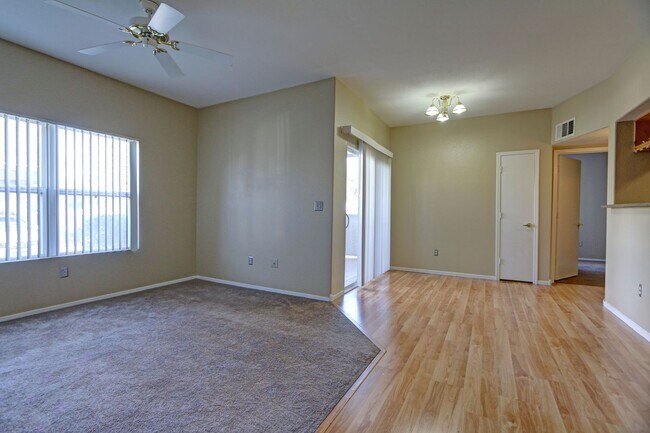 Building Photo - LOVELY & IMMACULATE CONDO LOCATED NEAR THE POOL PLUS HAS NEW PAINT, WOOD FLOORS, AND VIEWS OF THE...