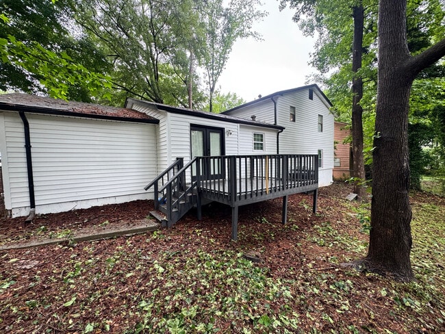 Photo - Room in House on Zachary Dr