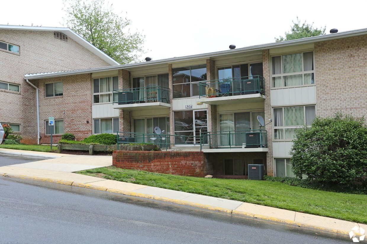 Silver Spring Terrace Apartments