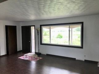 Foto del edificio - 16118 W Pleasant Grove Rd