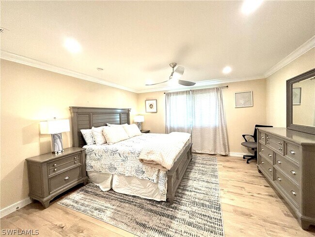 Building Photo - 1435 Curlew Ave