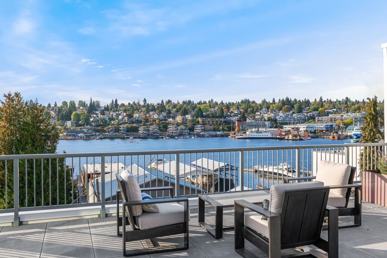 Foto principal - Flow Eastlake Apartments