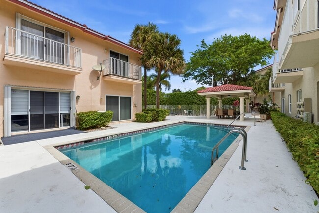 Foto del edificio - 2445 NE 14th Street Causeway