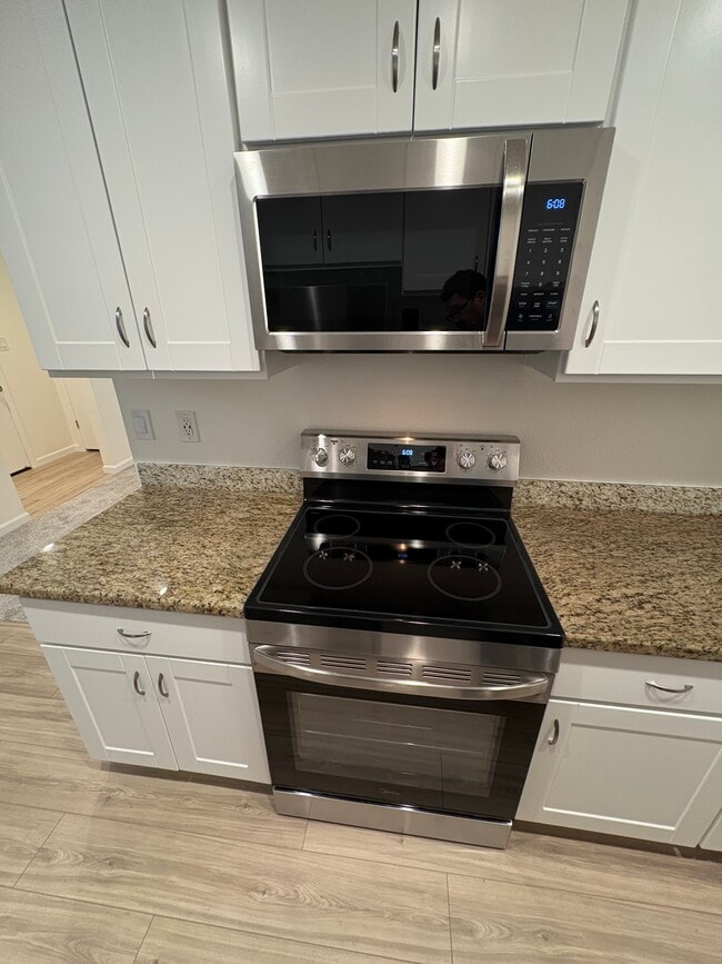 Kithcen - 4260 Clayton Rd Apartment