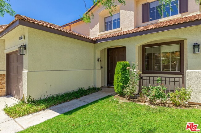 Foto del edificio - 25755 Hood Way