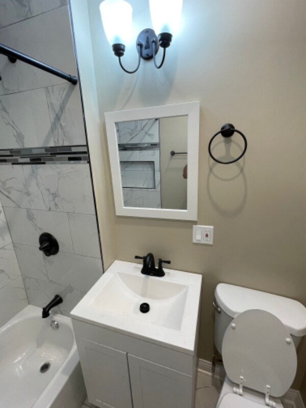 Foto del edificio - 3342 W Douglas Blvd