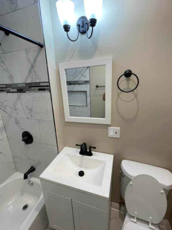 Building Photo - 3342 W Douglas Blvd