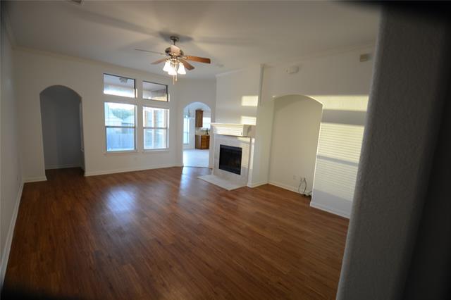 Foto del edificio - 3004 Glenwood Ct