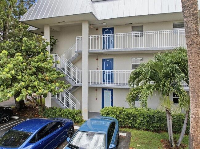 Photo - 3000 Riverside Drive Unit 2011 Apartment