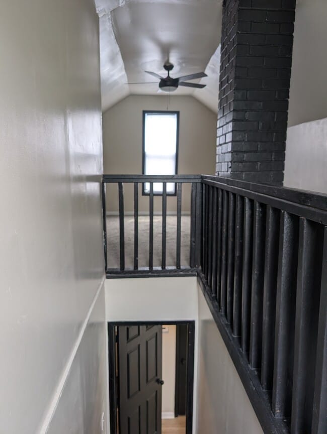 Building Photo - 18116 Bloom St