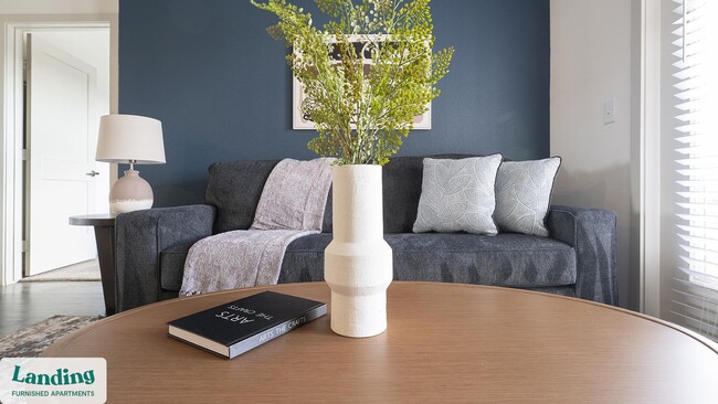 Building Photo - 2825 Main St