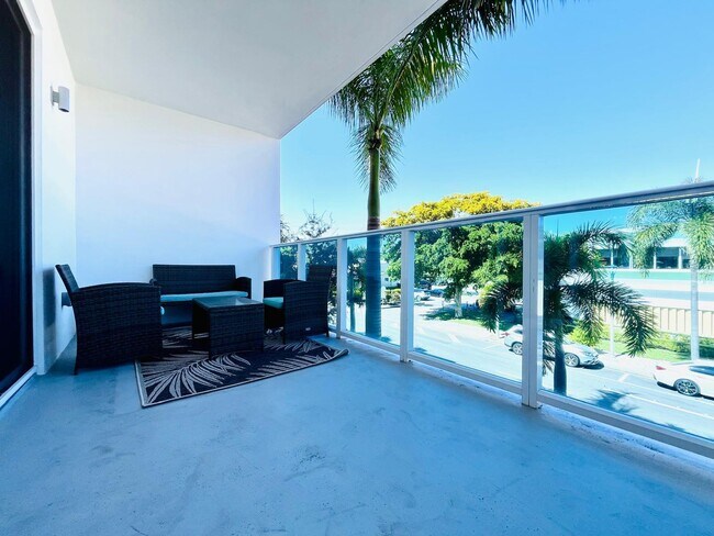 Building Photo - 1 S Palmway