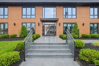 Building Photo - 325 Manville Rd